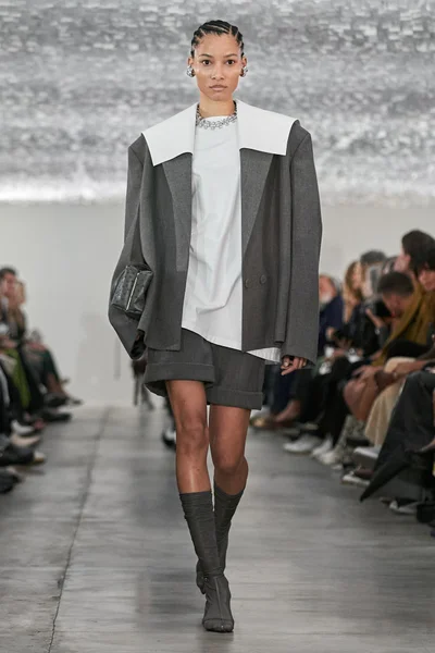 Look 21